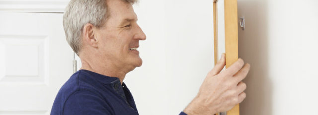 Should Houston Landlords Limit Hanging Pictures on the Wall?