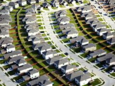 HOA vs. POA: What’s the Difference?