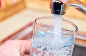 Builder plans to install EPA-rated water-saving fixtures in every Southwestern home it builds