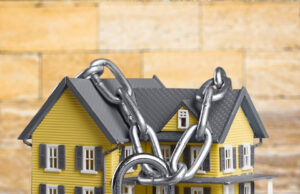 North Carolina Homeowner Fighting To Reverse HOA Foreclosure