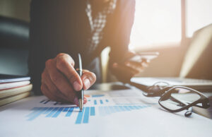 6 Ways the Inflation Reduction Act Helps Homeowners