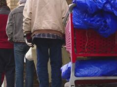 Oregon lawmakers propose bill that would give $1K per month to homeless people