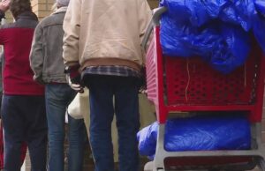 Oregon lawmakers propose bill that would give $1K per month to homeless people