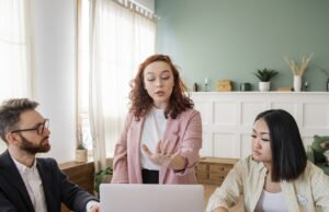 Conflicts of interest in condo/HOA communities