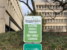 Brookhaven Adds More Fast EV Chargers Supporting a Greener Future and Easier Charging for Local Drivers Photo by City of Brookhaven on February 27, 2025. Může jít o obrázek vývěsní tabule a text, kde se píše SISTAINADHOA Brookhaven GEORGIA ELECTRIC VEHICLE PARKING ONLY WHILE CHARGING @ BrookhaVên 中品品 出 Brookhaven GEORCIA Εν PARKING ONLY CITY ORDINANCE SEC.17-207.